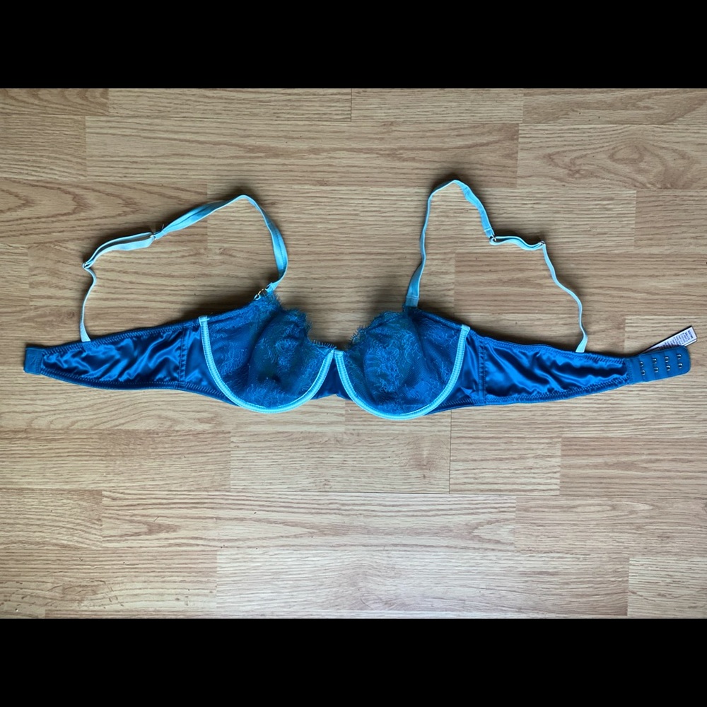 Victoria’s Secret Bra 34C NWOT
